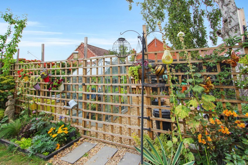 Images for Station Road, Long Sutton, PE12 EAID:4037033056 BID:1d497ef6-e698-4427-833a-3b42529ac059