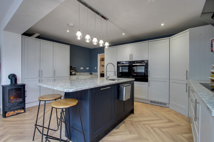 Images for Station Road, Long Sutton, PE12 EAID:4037033056 BID:1d497ef6-e698-4427-833a-3b42529ac059
