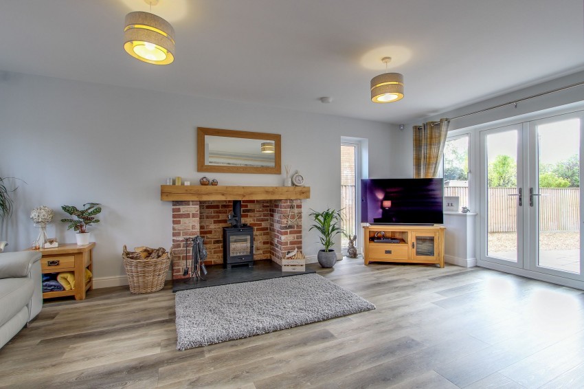Images for Hawthorn Road, Emneth, PE14 EAID:4037033056 BID:1d497ef6-e698-4427-833a-3b42529ac059