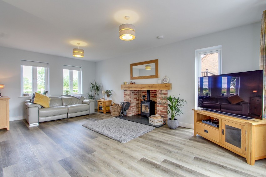Images for Hawthorn Road, Emneth, PE14 EAID:4037033056 BID:1d497ef6-e698-4427-833a-3b42529ac059