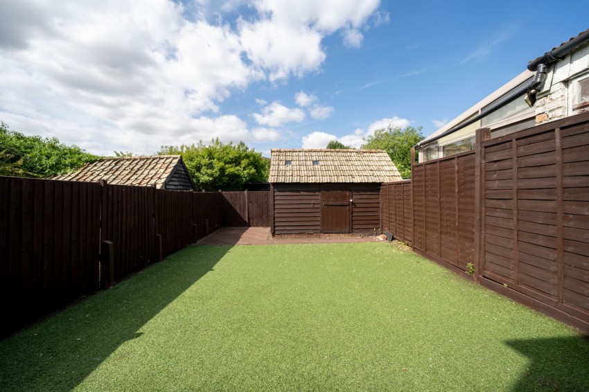 Images for High Street, Swavesey, CB24 EAID:4037033056 BID:e9c2a2d5-4edb-4404-af16-967a1de68210