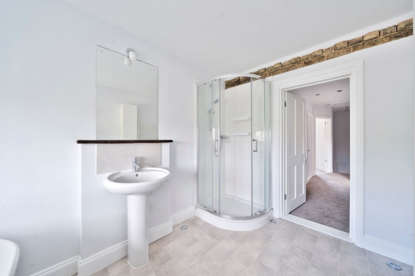 Images for High Street, Swavesey, CB24 EAID:4037033056 BID:e9c2a2d5-4edb-4404-af16-967a1de68210