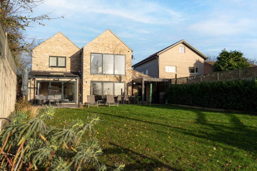 Images for St. Michaels, Longstanton, CB24 EAID:4037033056 BID:e9c2a2d5-4edb-4404-af16-967a1de68210