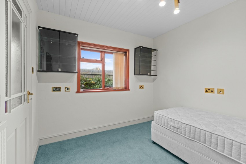 Images for Victoria Street, Littleport, CB6 EAID:4037033056 BID:d3db0e0c-3850-402c-b88b-52680bec4ac9