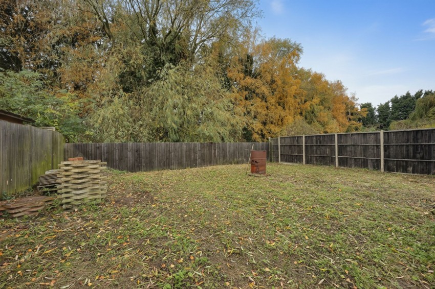 Images for Gull Road, Guyhirn, PE13 EAID:4037033056 BID:1d497ef6-e698-4427-833a-3b42529ac059