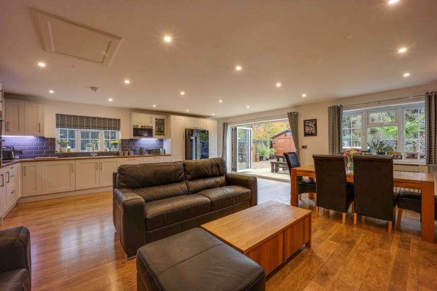 Images for Gull Road, Guyhirn, PE13 EAID:4037033056 BID:1d497ef6-e698-4427-833a-3b42529ac059