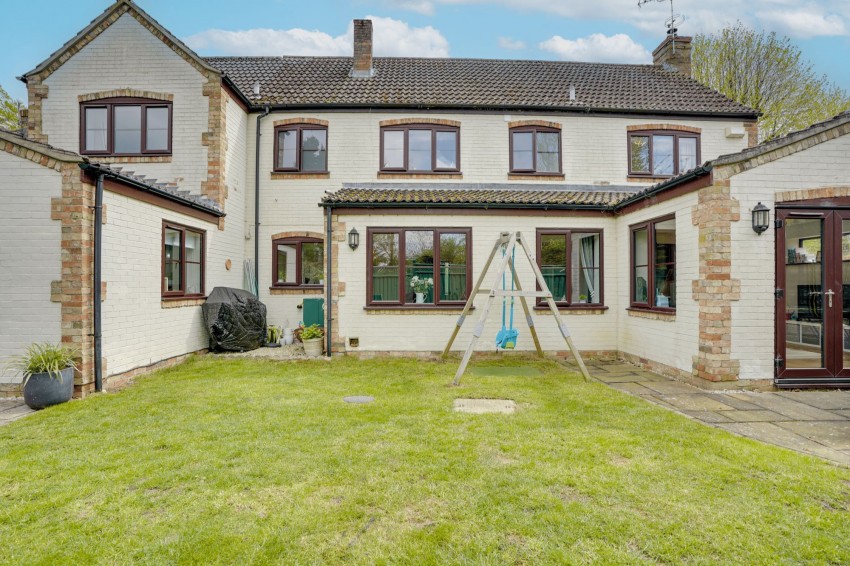 Images for Burwell Road, Reach, CB25 EAID:4037033056 BID:e22d2fe2-cd8a-4ee5-877e-aff44adbf8aa