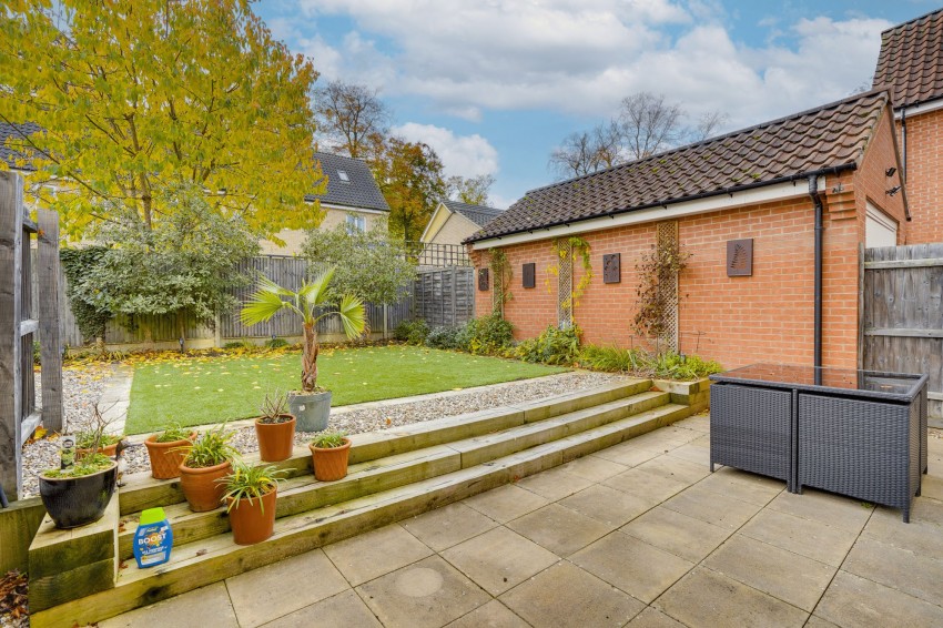 Images for Larnach Drive, Kentford, CB8 EAID:4037033056 BID:e22d2fe2-cd8a-4ee5-877e-aff44adbf8aa