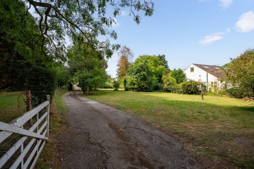 Images for Stonebridge Lane, Fulbourn, CB21 EAID:4037033056 BID:df7a2b8e-b283-433c-96bc-9990089caf32