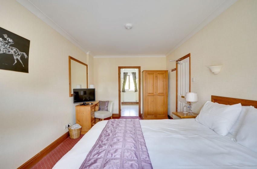 Images for Warrington Street, Newmarket, CB8 EAID:4037033056 BID:e22d2fe2-cd8a-4ee5-877e-aff44adbf8aa