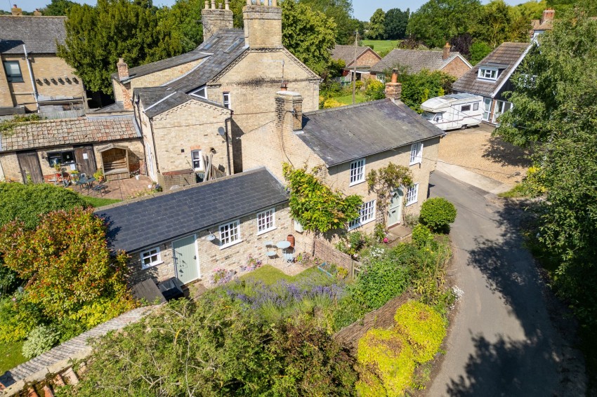 Images for Cotterell's Lane, Elsworth, CB23 EAID:4037033056 BID:e9c2a2d5-4edb-4404-af16-967a1de68210