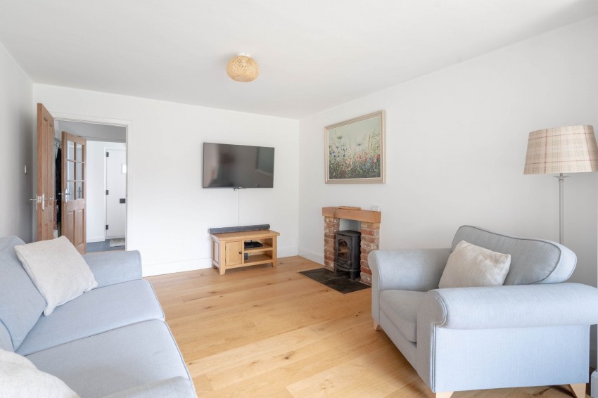 Images for Claydon Close, Castle Camps, CB21 EAID:4037033056 BID:2f5b1148-b901-4d34-9e72-64b6a96df570