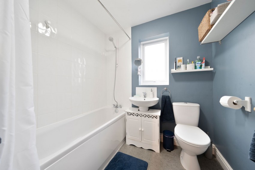 Images for Eastlands Close, Cottenham, CB24 EAID:4037033056 BID:e9c2a2d5-4edb-4404-af16-967a1de68210