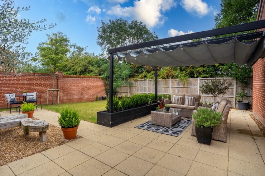 Images for Grenadier Drive, Northstowe, CB24 EAID:4037033056 BID:e9c2a2d5-4edb-4404-af16-967a1de68210