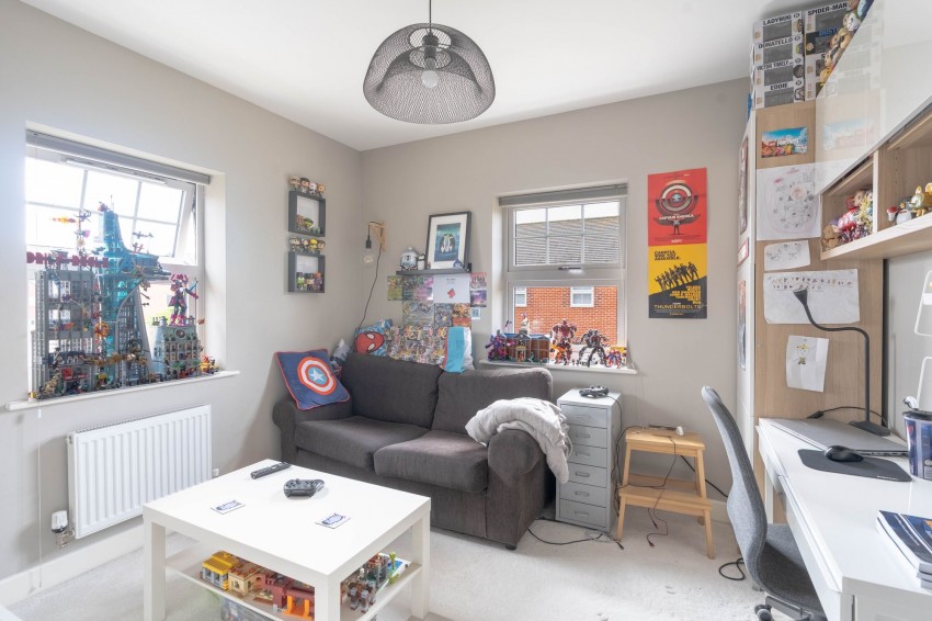 Images for Grenadier Drive, Northstowe, CB24 EAID:4037033056 BID:e9c2a2d5-4edb-4404-af16-967a1de68210