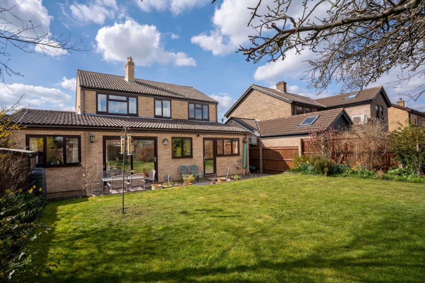Images for St. Michaels, Longstanton, CB24 EAID:4037033056 BID:e9c2a2d5-4edb-4404-af16-967a1de68210