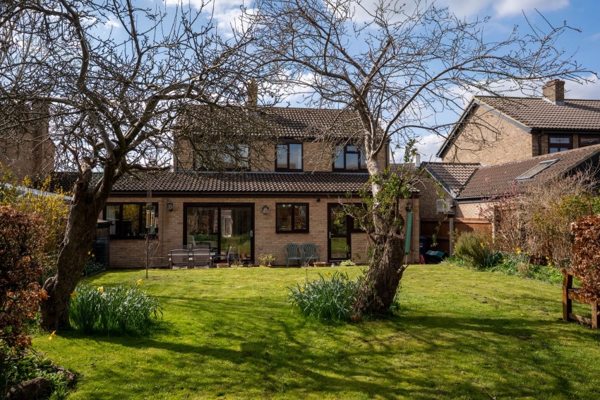 Images for St. Michaels, Longstanton, CB24 EAID:4037033056 BID:e9c2a2d5-4edb-4404-af16-967a1de68210
