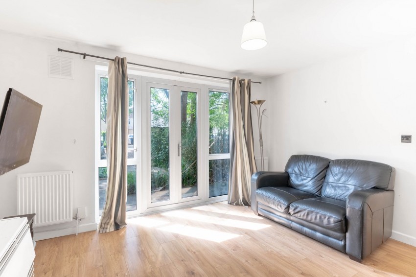 Images for Erasmus Close, Cambridge, CB4 EAID:4037033056 BID:df7a2b8e-b283-433c-96bc-9990089caf32