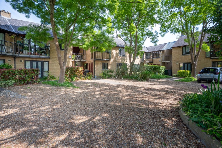 Images for Erasmus Close, Cambridge, CB4 EAID:4037033056 BID:df7a2b8e-b283-433c-96bc-9990089caf32