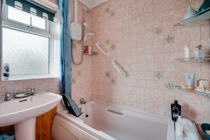Images for Chalklands, Linton, CB21 EAID:4037033056 BID:2f5b1148-b901-4d34-9e72-64b6a96df570