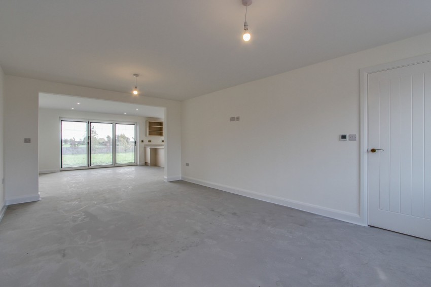 Images for Hall Road, Walpole Highway, PE14 EAID:4037033056 BID:1d497ef6-e698-4427-833a-3b42529ac059