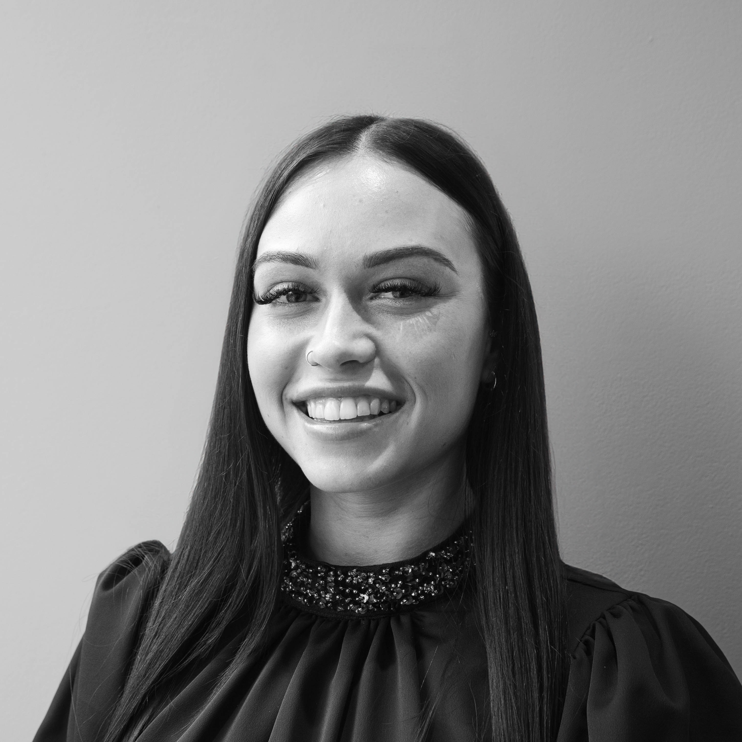 Poppy Robinson, Sales Progressor