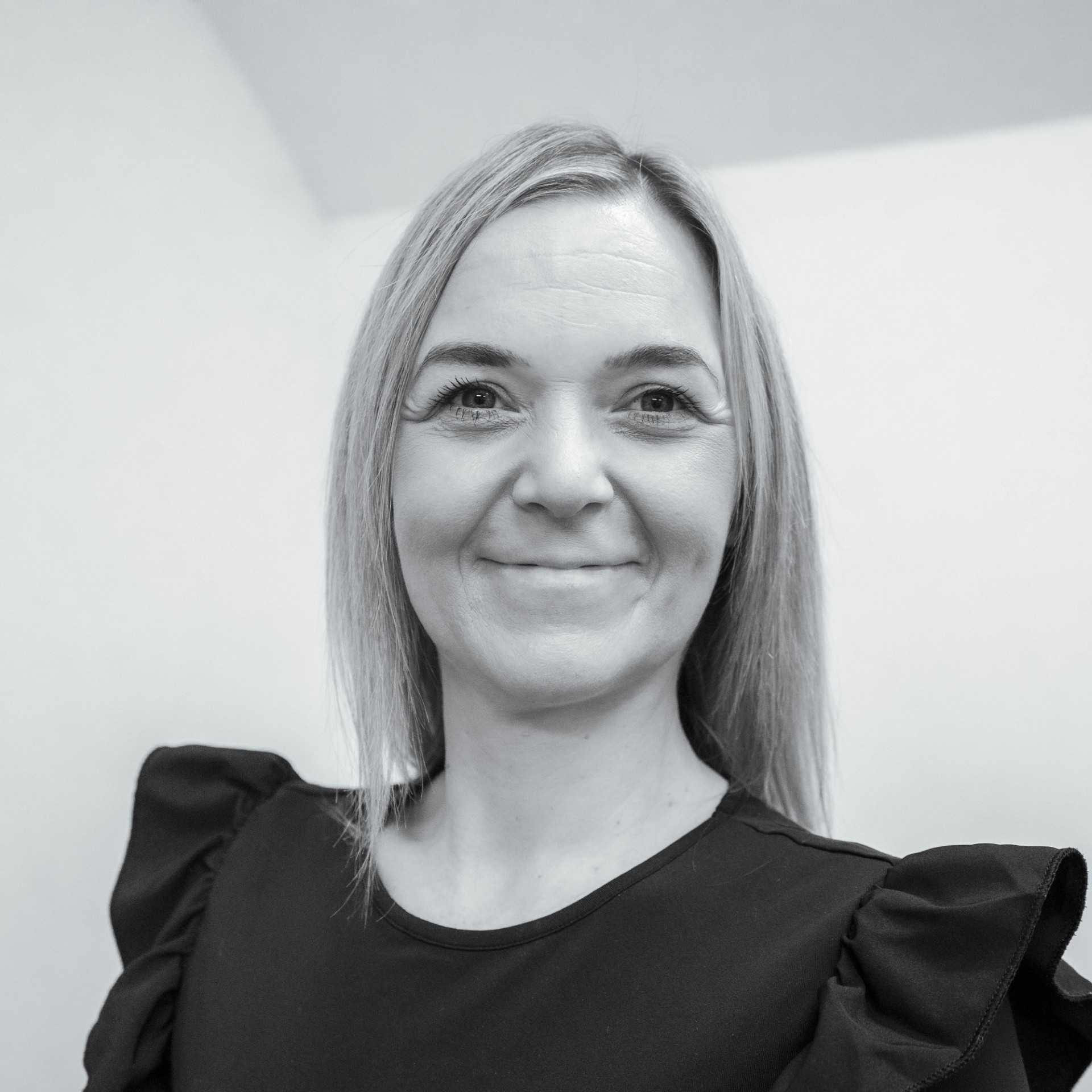 Laura Wilson, Sales Associate